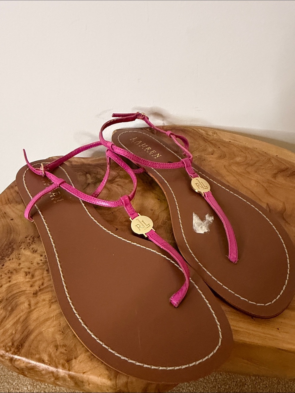 NWOT Ralph Lauren Hot Pink T-Strap Sandals with Gold RL Medallion